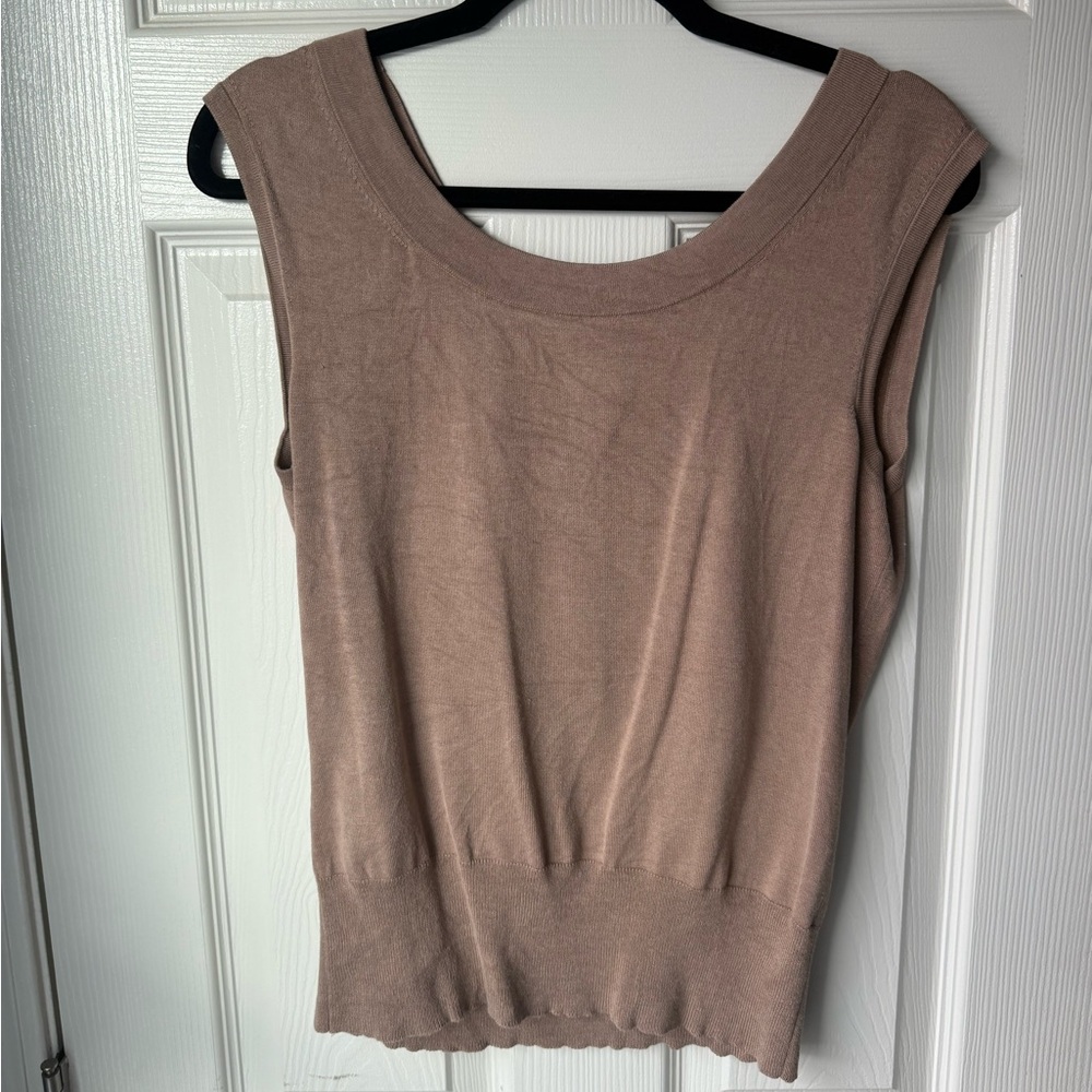 Banana Republic Elegant Sleeveless Tan Top size M